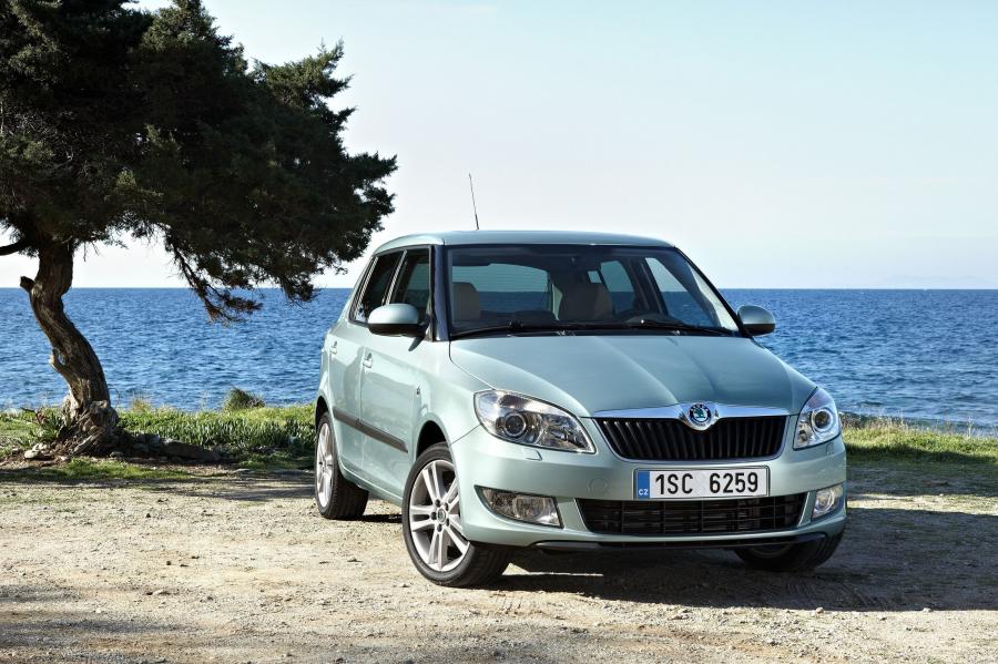  Skoda Fabia 2010 года  (фото 16 из 57)